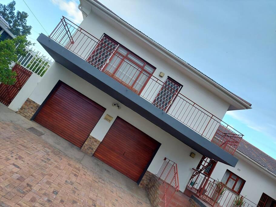 Hills Cottage Beaufort West Exterior photo